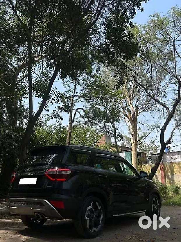 Hyundai Alcazar 2.0 Signature (o) Petrol At 7 Str, 2022, Petrol