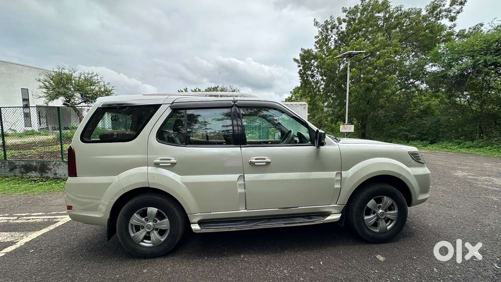 2013 Tata Safari Storme Diesel Manual