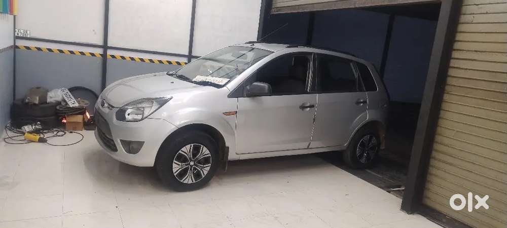 Ford Figo 2010 Petrol Manual