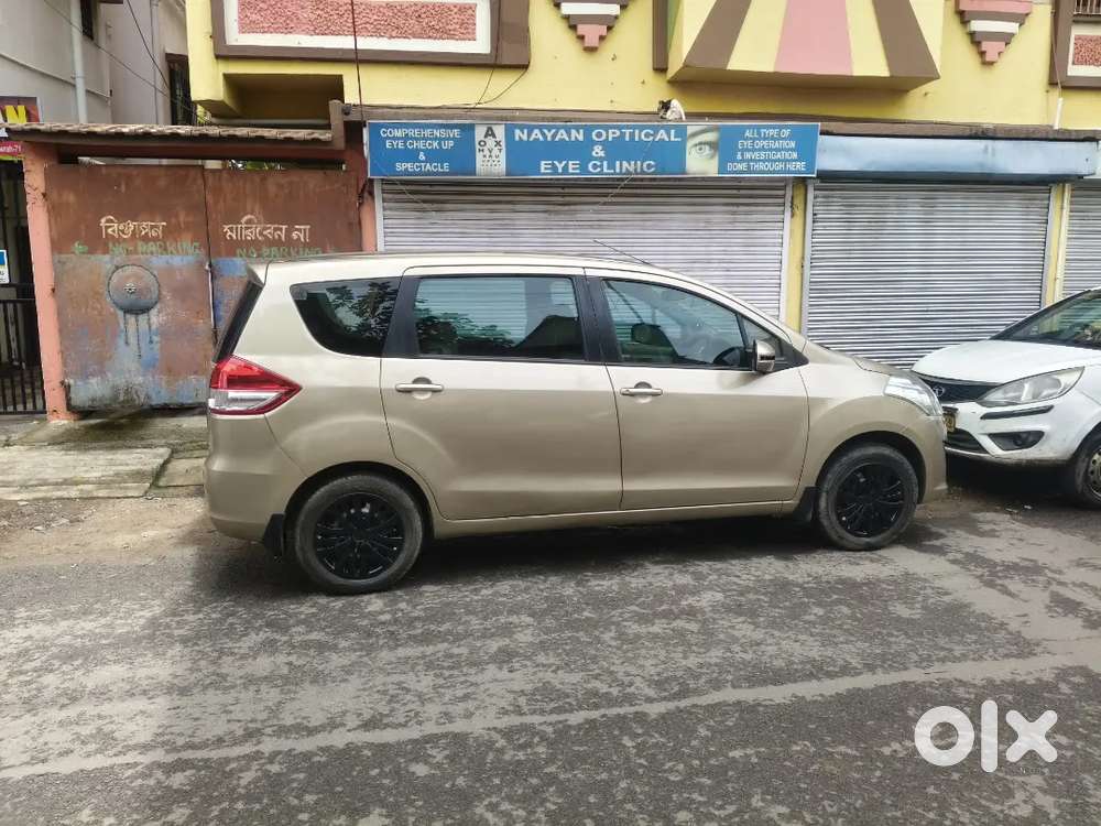 Maruti Suzuki Ertiga 2013 Petrol 89700 Km Driven 2nd Owner