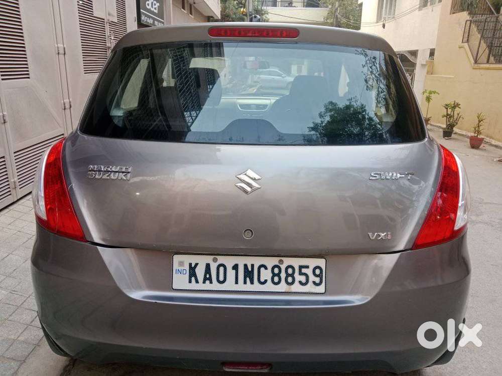 Maruti Suzuki Swift Vxi Abs Bsiv, 2012, Petrol