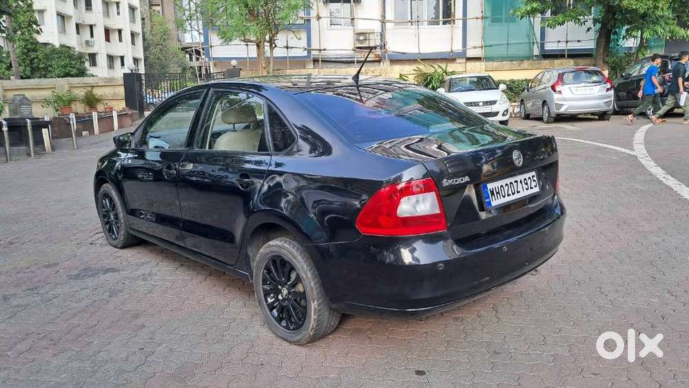 Skoda Rapid 1.5 Tdi At Elegance Black Package, 2015, Diesel
