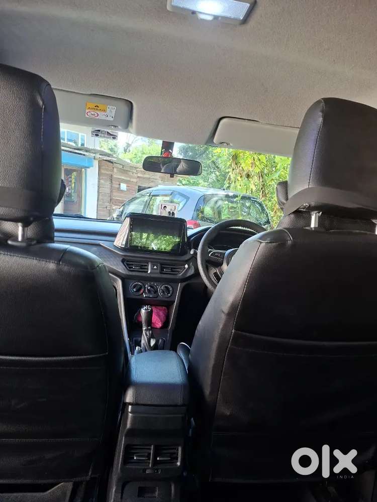 Maruti Suzuki Brezza Lxi 2023