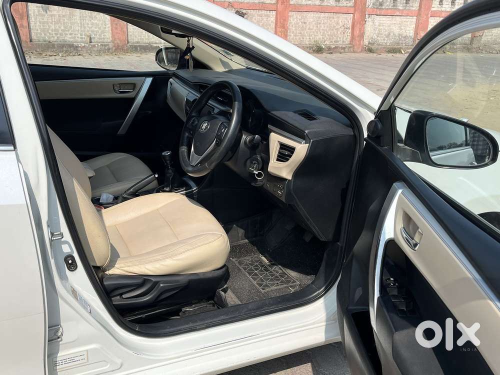 Toyota Corolla Altis 2013-2017 Gl Mt, 2015, Petrol