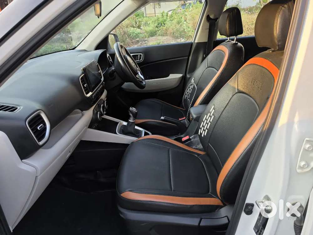 Hyundai Venue Diesel 06 December 2022 ,new Battery And Tyres