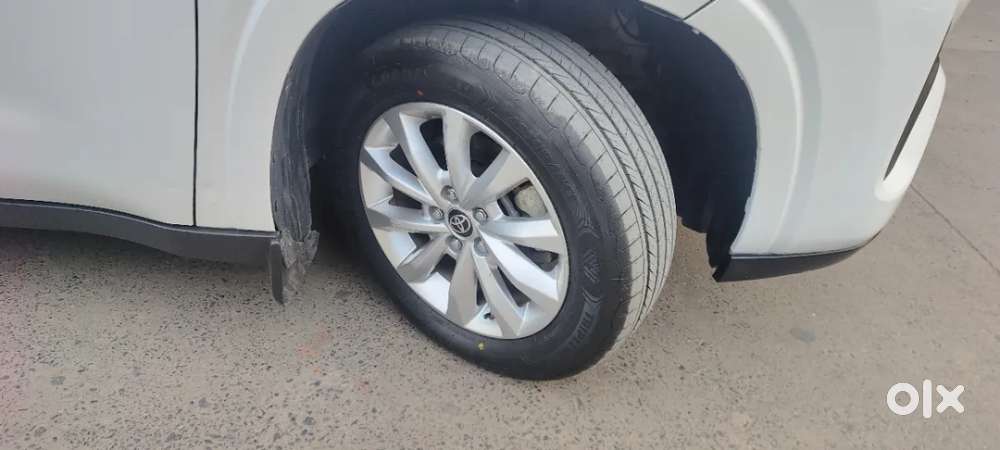 Toyota Innova Hycross 2.0 Vx Hybrid 8 Str, 2024, Petrol