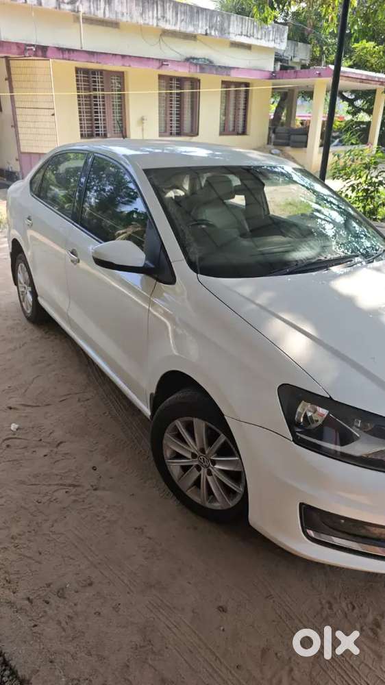 2016 Vento At Diesel Highline  Well Maintained