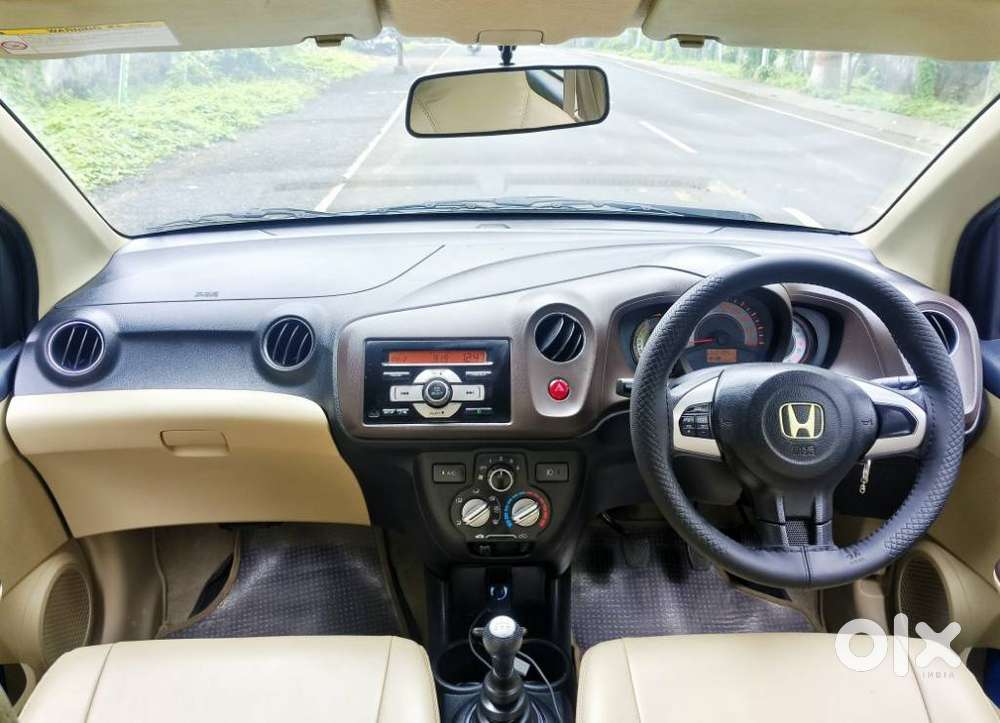 Honda Brio Vx Mt, 2011, Petrol