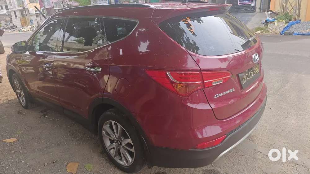 Hyundai New Santa Fe 2014 Diesel 142000 Km Driven