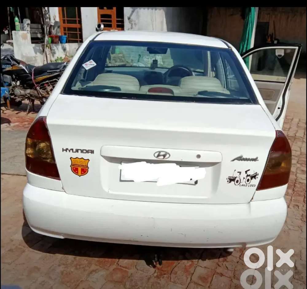 Hyundai Accent Hatchback Petrol 2009