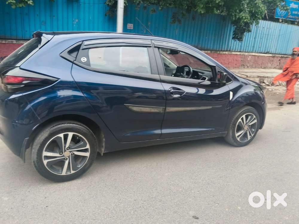 Tata Altroz Xz, 2023, Petrol