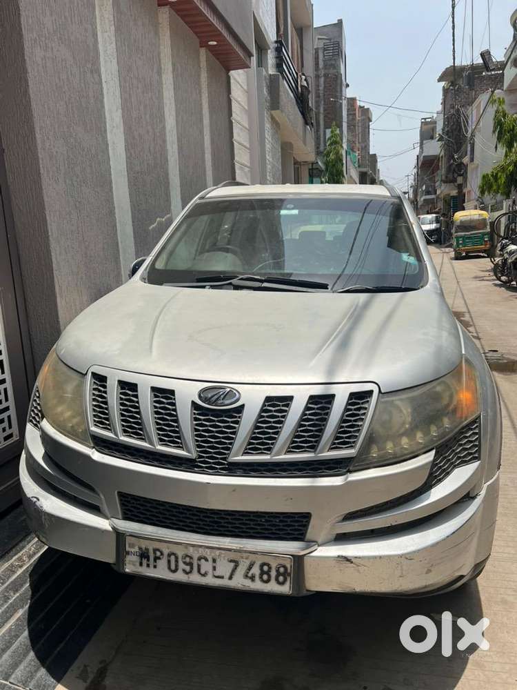 Mahindra Xuv500 Diesel 74077 Km Driven