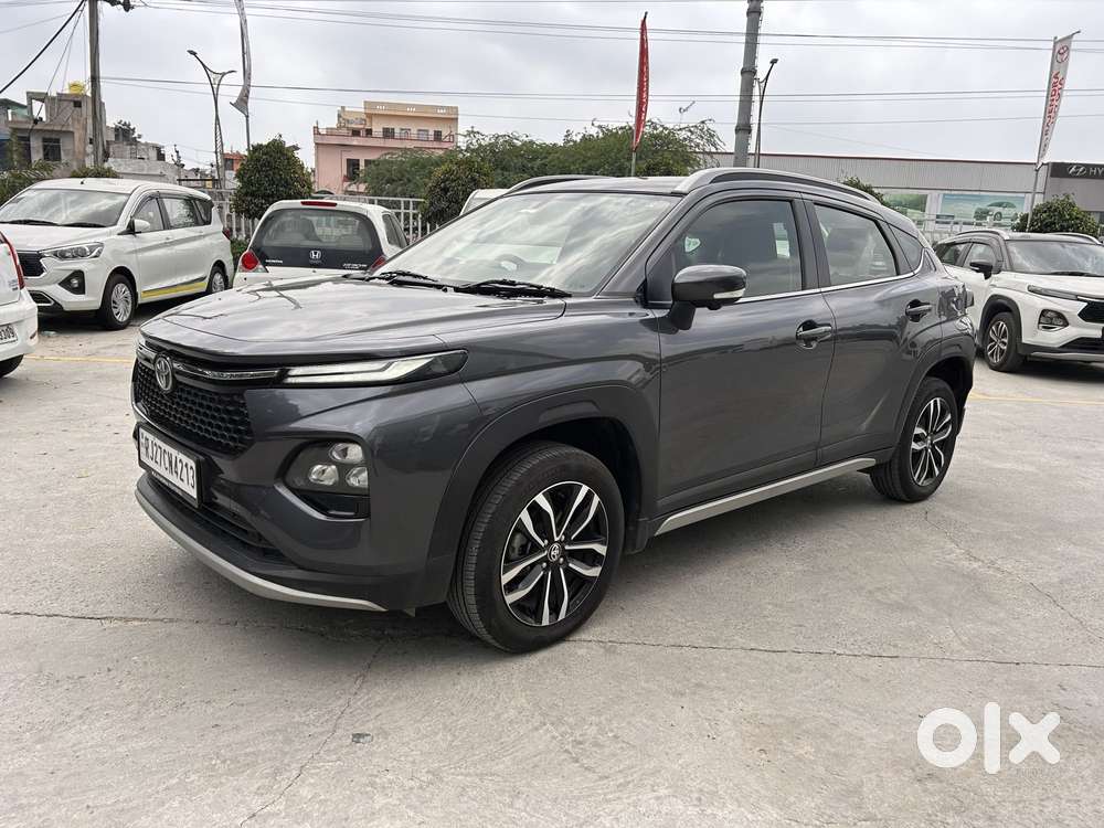 Toyota Urban Cruiser Taisor V 1.0 Petrol Mt, 2024, Petrol