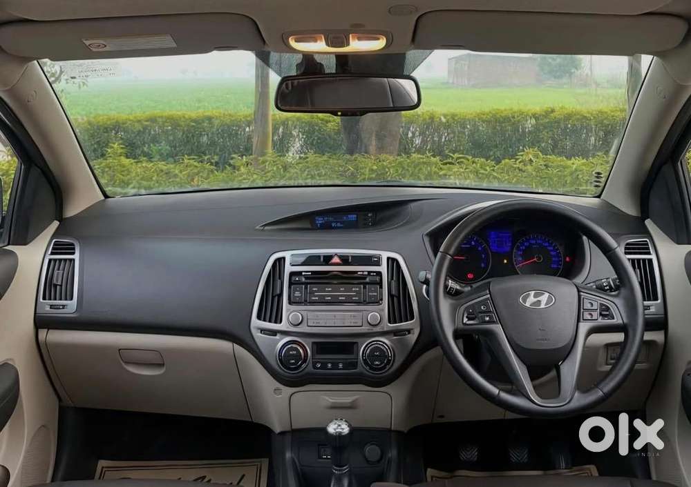 I20 Top End Variant Only 32000 Kms Run Full Insurance Push Button Mrf