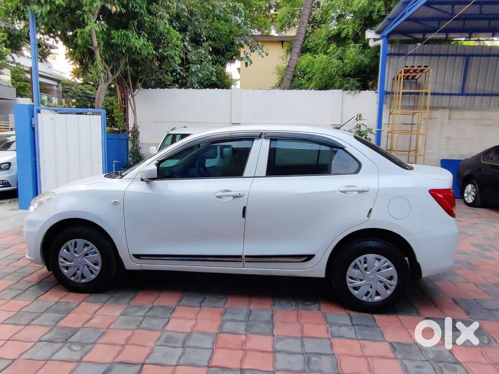 Maruti Suzuki Swift Dzire Lxi Option, 2021, Petrol
