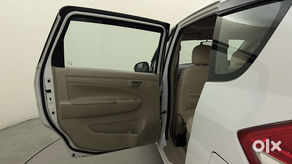 Maruti Suzuki Ertiga Vxi At, 2017, Petrol