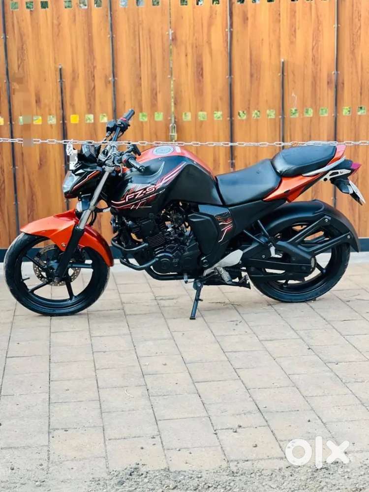Single owner milage 55 h+ Yamaha FZ S  v2 fi