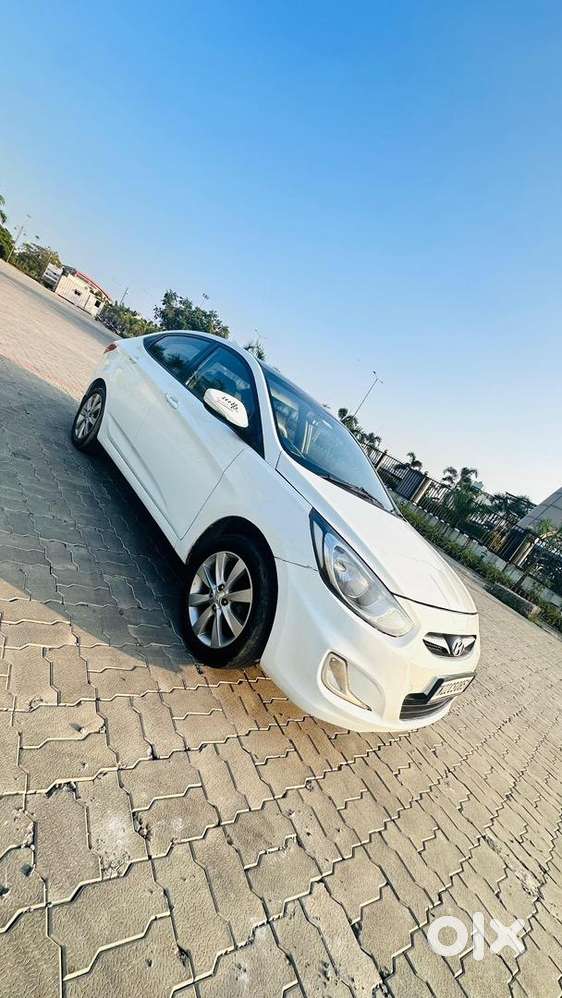 Hyundai Verna 2012 Petrol 94000 Km Driven