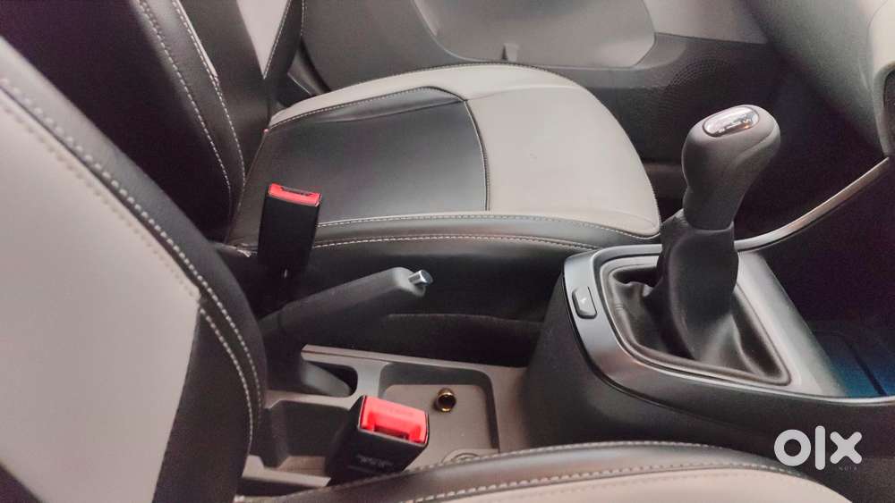 Tata Altroz 1.2 Xm, 2021, Petrol