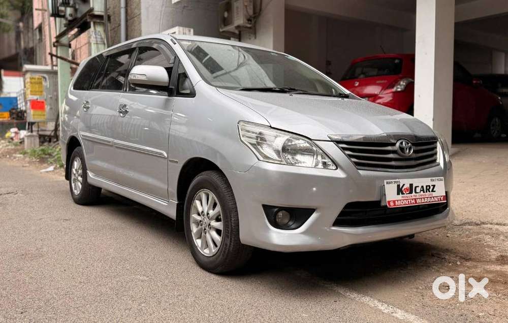 Toyota Innova 2.5 V 8 Str, 2013, Diesel