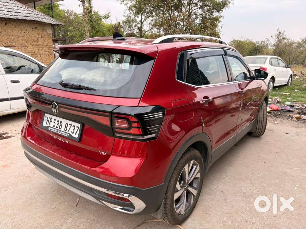 Well Maintained And Fully Loaded Car New Tyres Installed Just Now