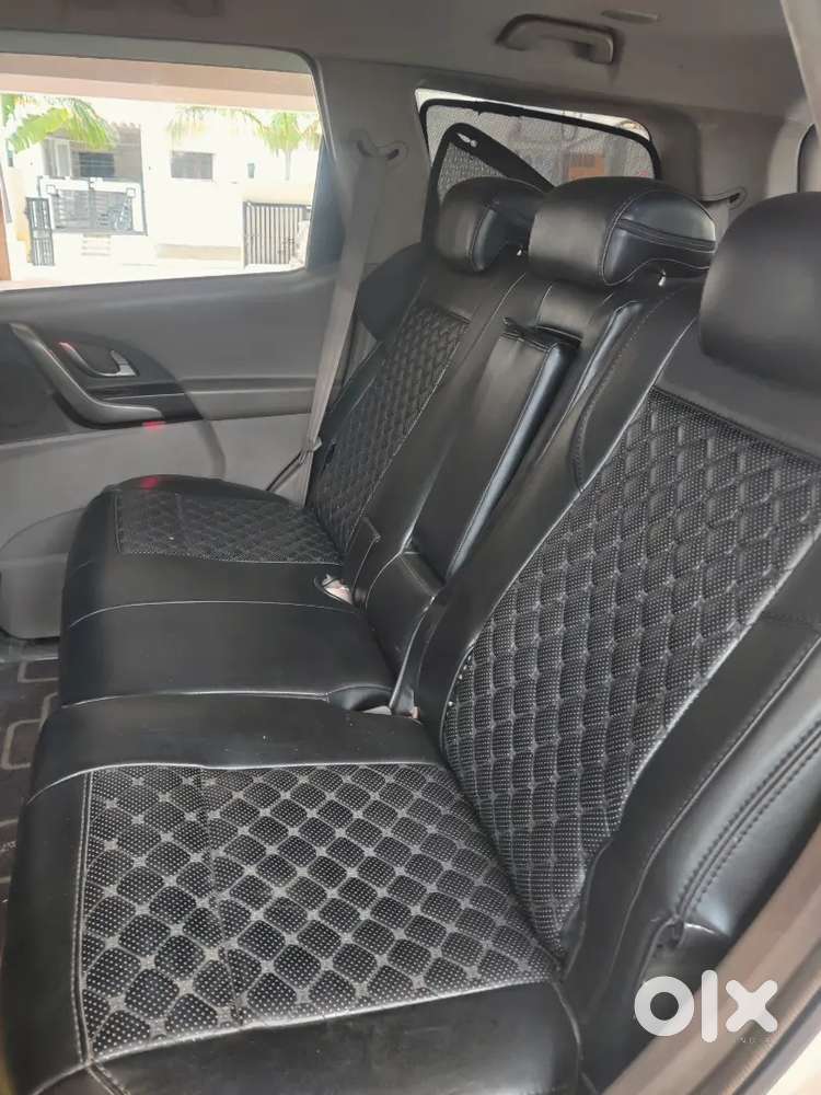 Mahindra Xuv500 2013 Variant W8