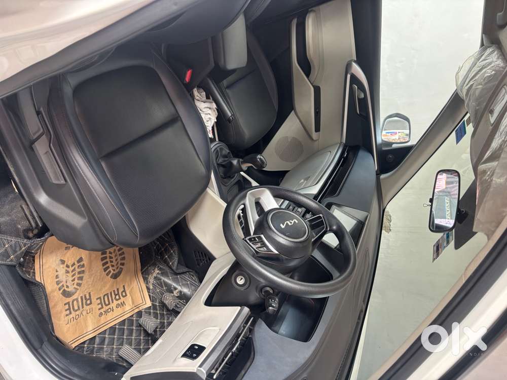 Kia Carens 2022 Petrol
