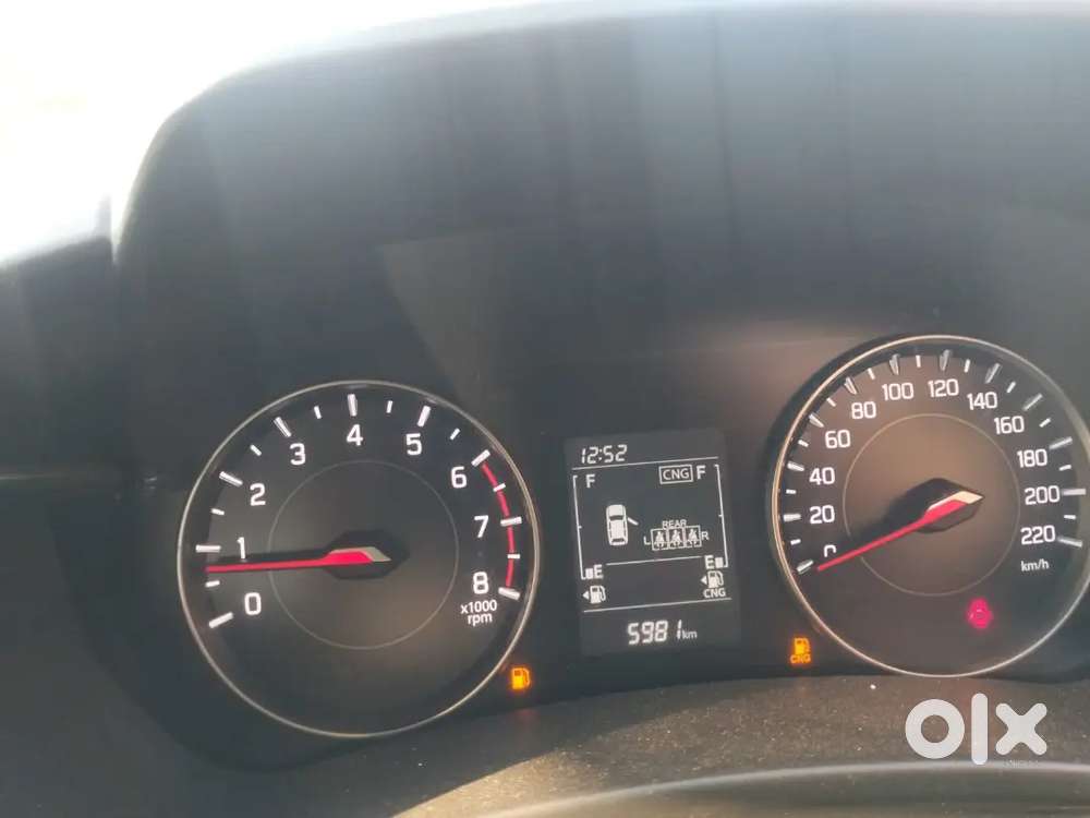Maruti Suzuki Dzire 2025 Cng & Hybrids 5900 Km Driven