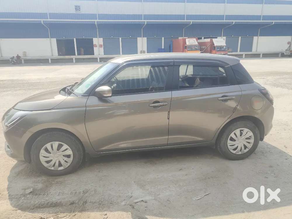 Maruti Swift 2025 Petrol 22000 Km Driven, Automatic
