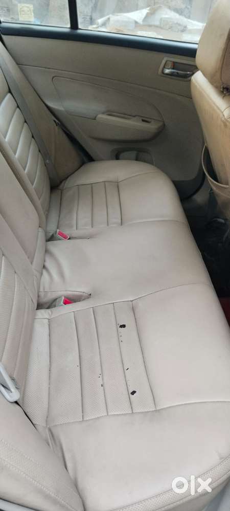 Maruti Suzuki Dzire 1.2 Vxi, 2012, Petrol