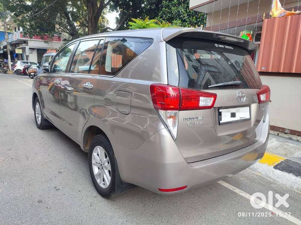 Toyota Innova Crysta 2.4 V, 2017, Diesel
