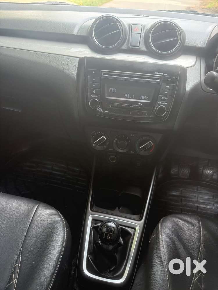 Maruti Suzuki Swift Vxi + Manual, 2020, Petrol