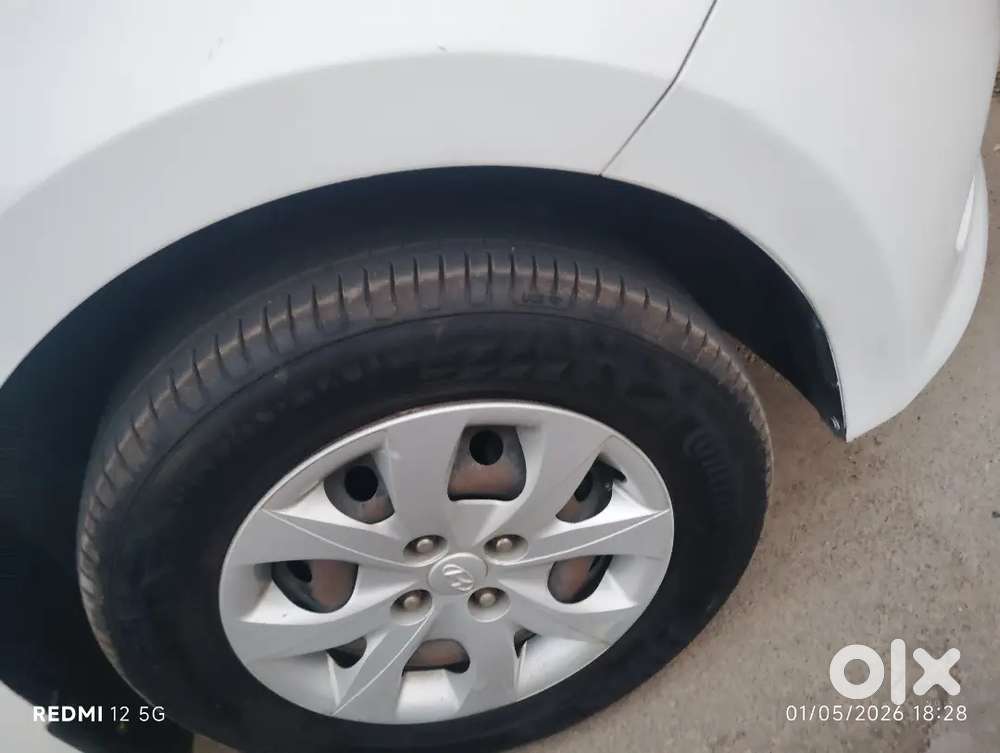 * Hyundai I20 Sportz *