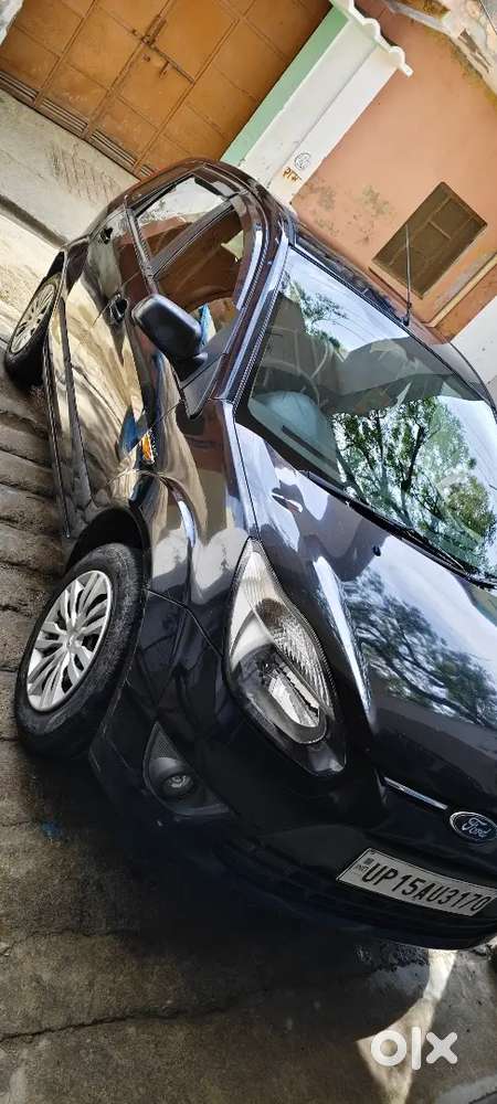 Ford Figo 2011 Diesel 99990 Km Driven