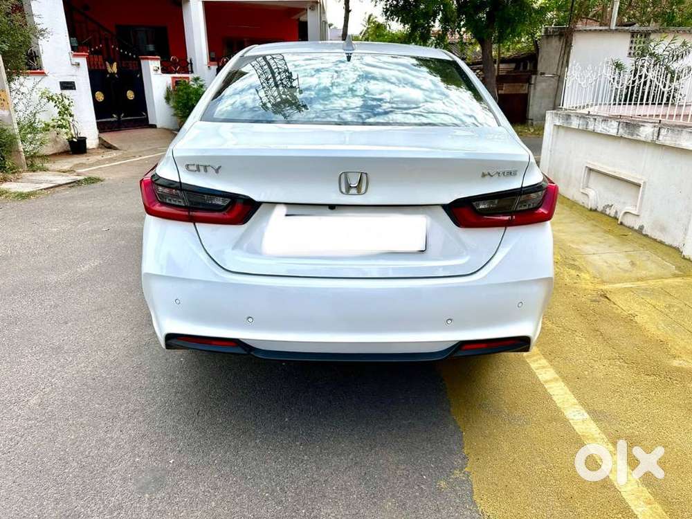 Honda City V Mt Sunroof, 2024, Petrol