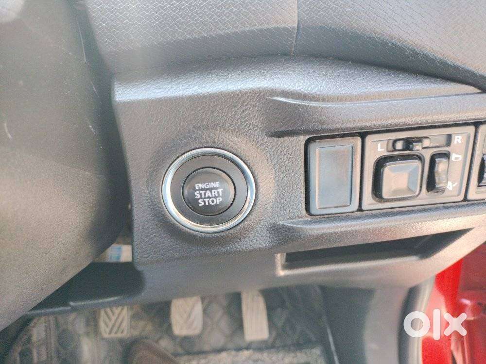 Maruti Suzuki Brezza 1.5 Zxi Plus Smart Hybrid Dual Tone, 2020, Petr..