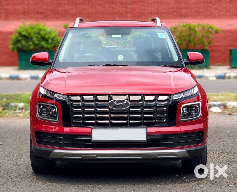 Hyundai Venue Sx (o) Mt 1.5 Diesel, 2022, Diesel