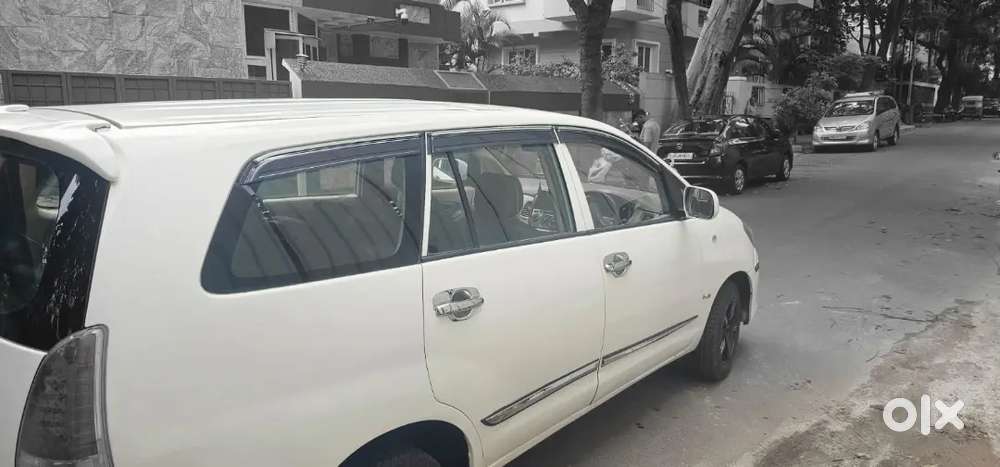 Toyota Innova 2006 Diesel Well Maintained