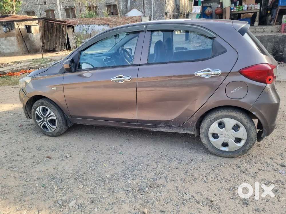 Tata Tiago 2017 Petrol 94000 Km Driven