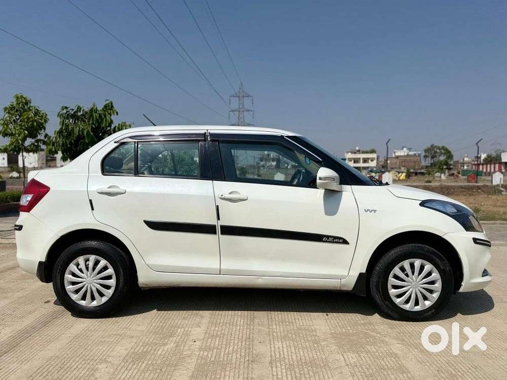 Maruti Suzuki Swift Dzire 1.2 Vxi Bsiv, 2016, Petrol