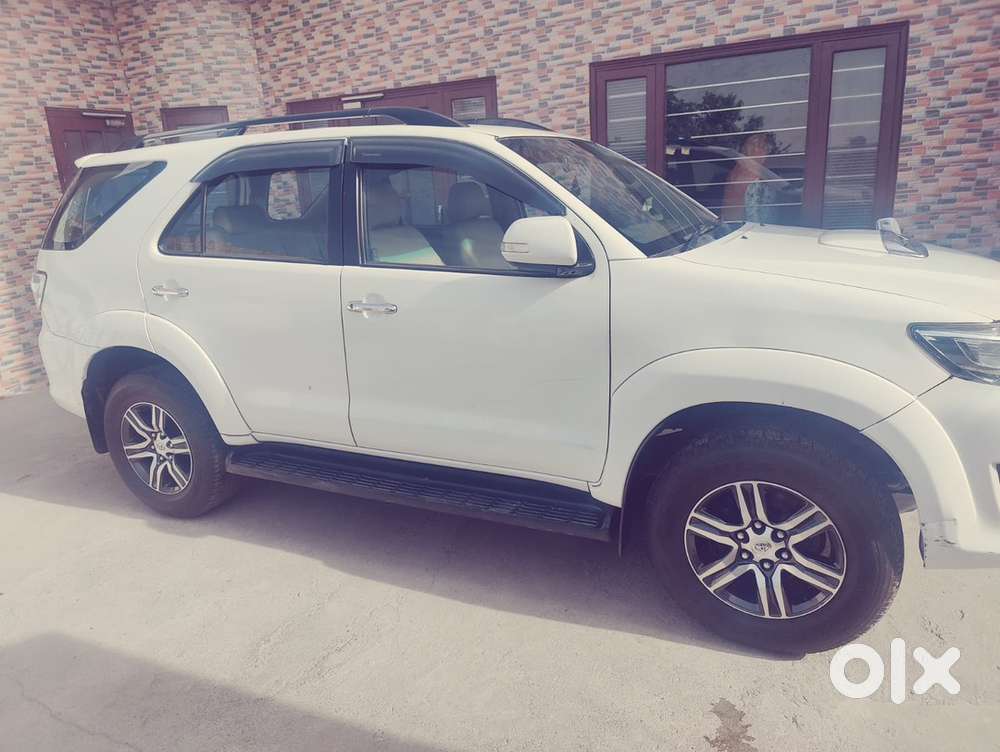 2013 Toyota Fortuner 4x2