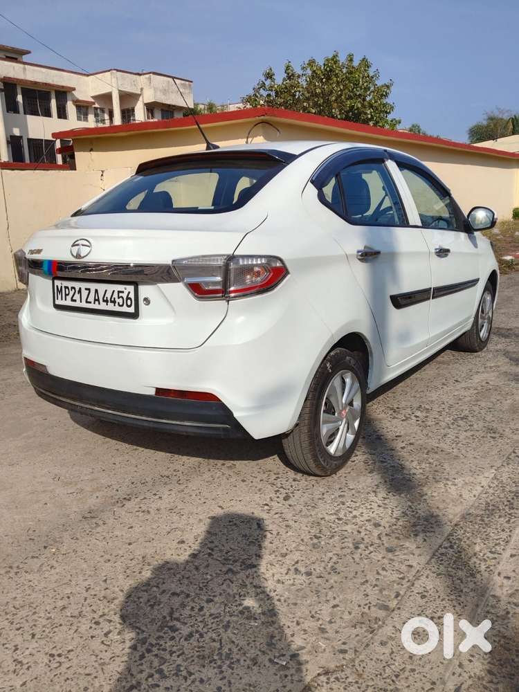 Tata Tiago 1.2 Revotron Xm, 2022, Petrol