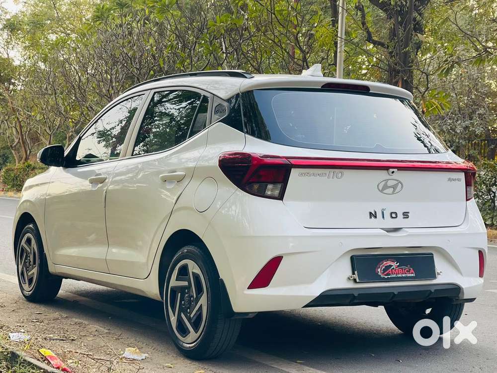 Hyundai Grand I10 Nios Amt Sportz, 2023, Petrol