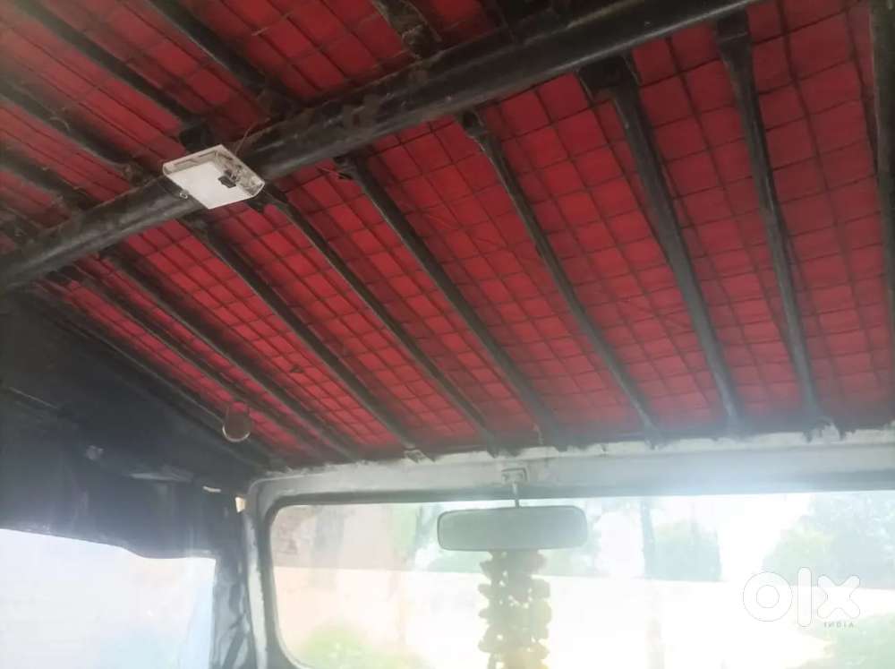 Mahindra Jeep Commander 2002