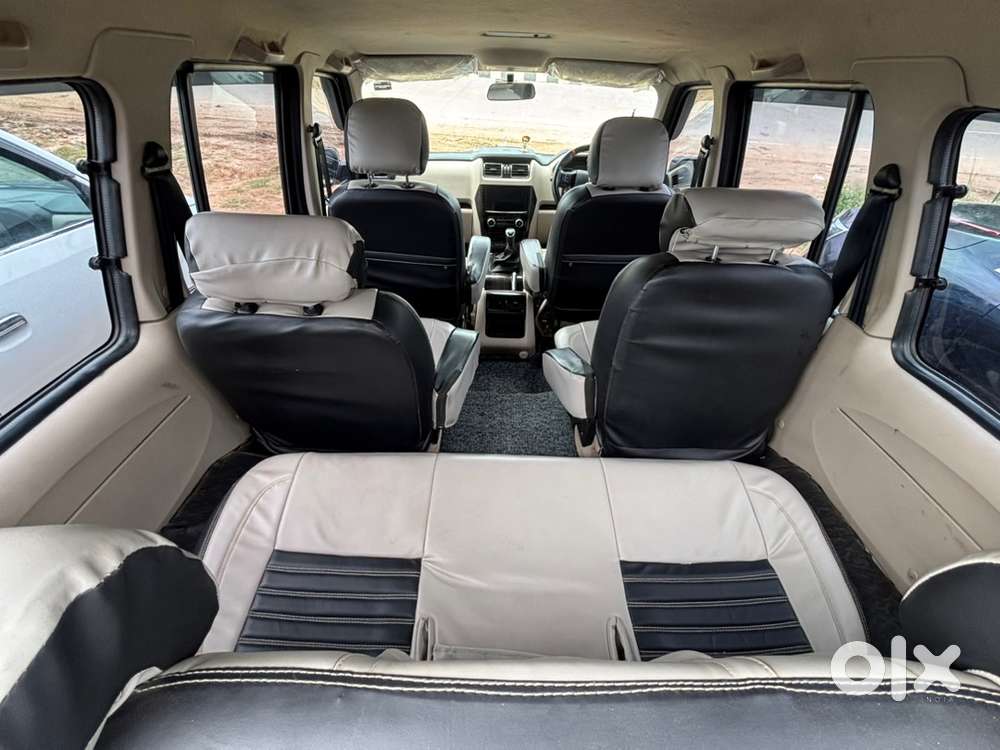 Mahindra Scorpio 2024 S11 First Owner Black