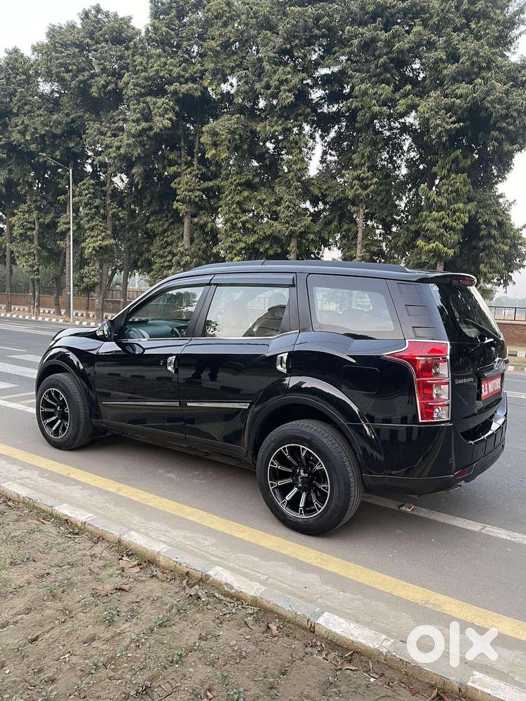 Mahindra Xuv500 2.2 W10, 2015, Diesel