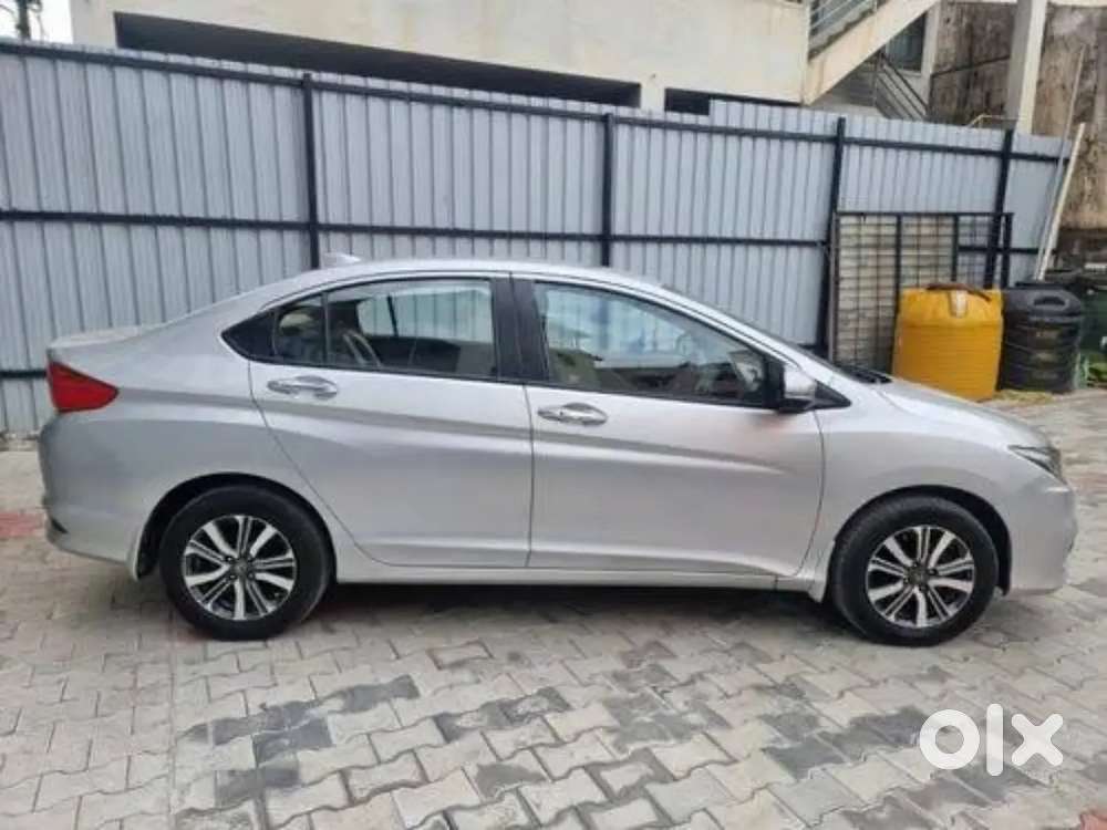 Honda City 1.5 Vx Petrol 2017