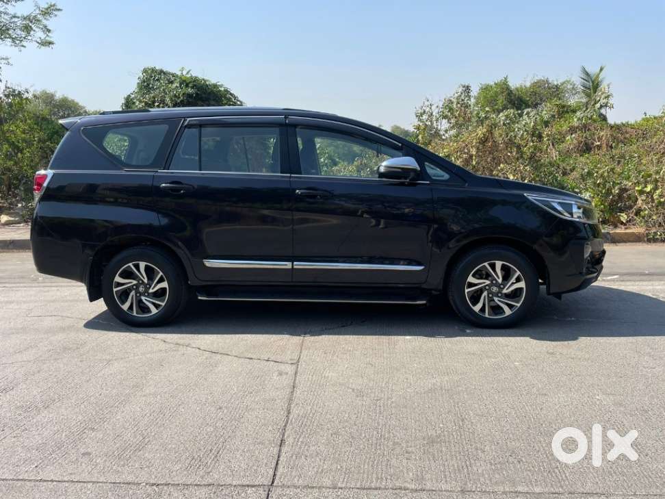 Toyota Innova Crysta [2020-ongoing] 2.4 Gx 8 Str, 2021, Diesel