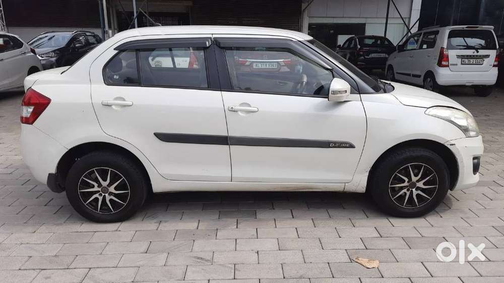 Maruti Suzuki Swift Dzire Vxi(o) Mt, 2013, Petrol