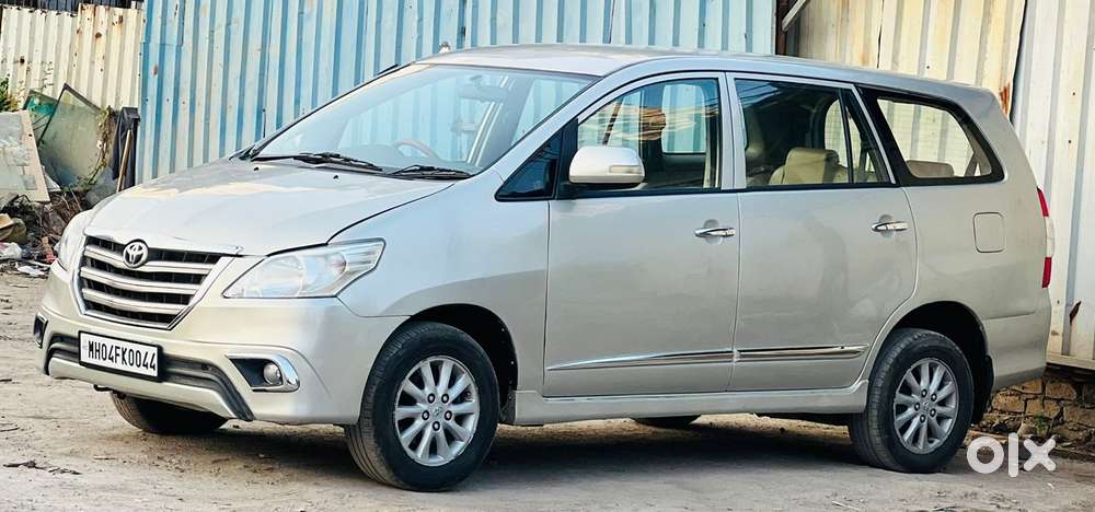 Toyota Innova 2.5 V 8 Str, 2012, Diesel